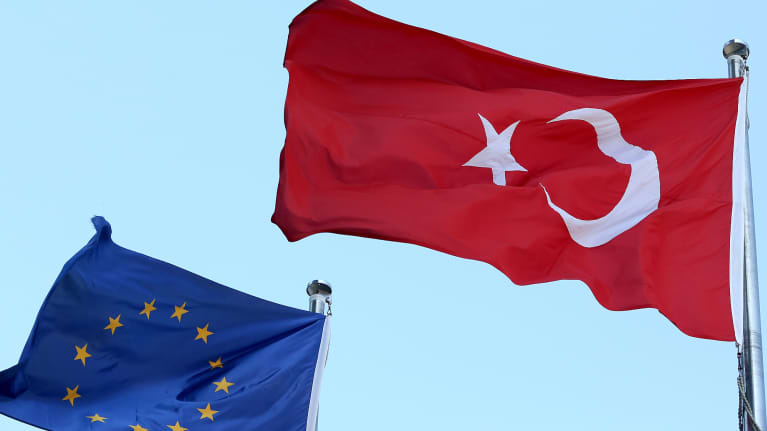 EU:n ja Turkin liput