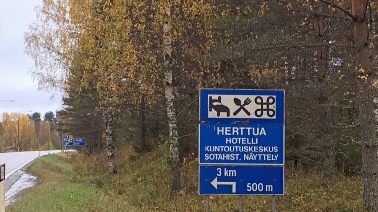Hotelli Herttuan opastekyltti
