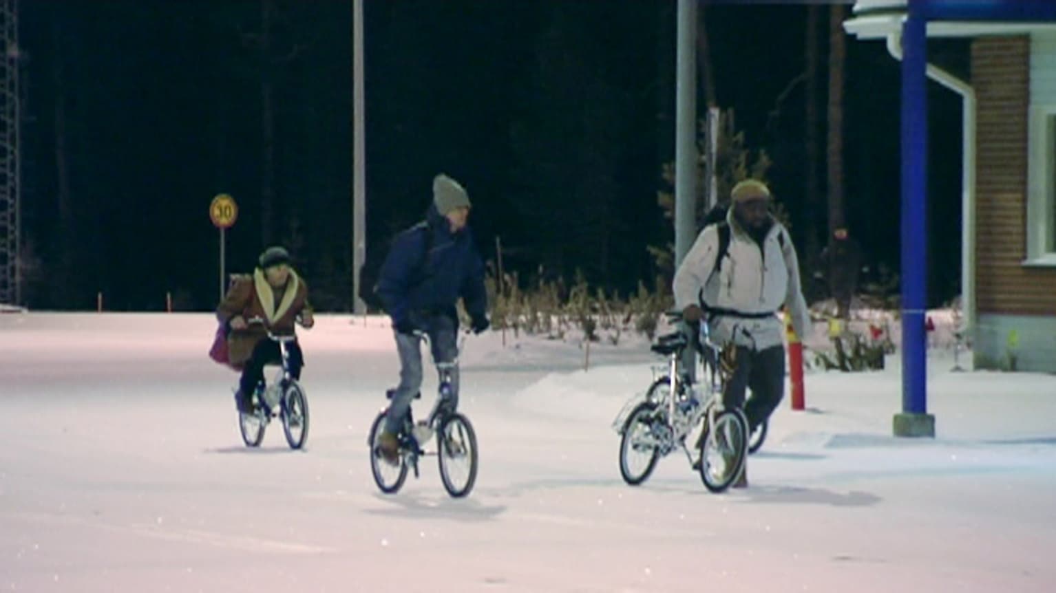 Ban on bicycle border crossings at eastern Lapland border Yle