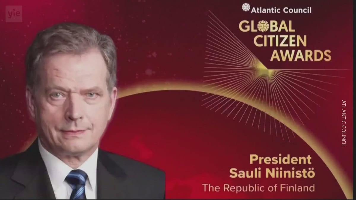 Presidentti Niinistö sai kunniapalkinnon