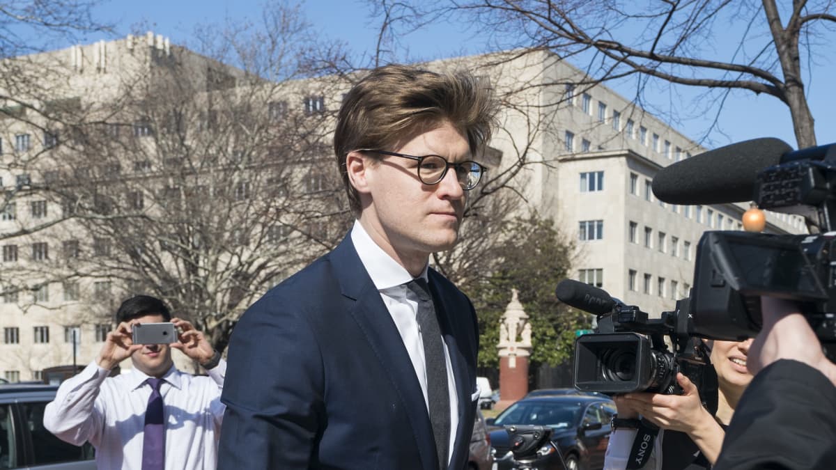 Asianajaja Alex Van der Zwaan.