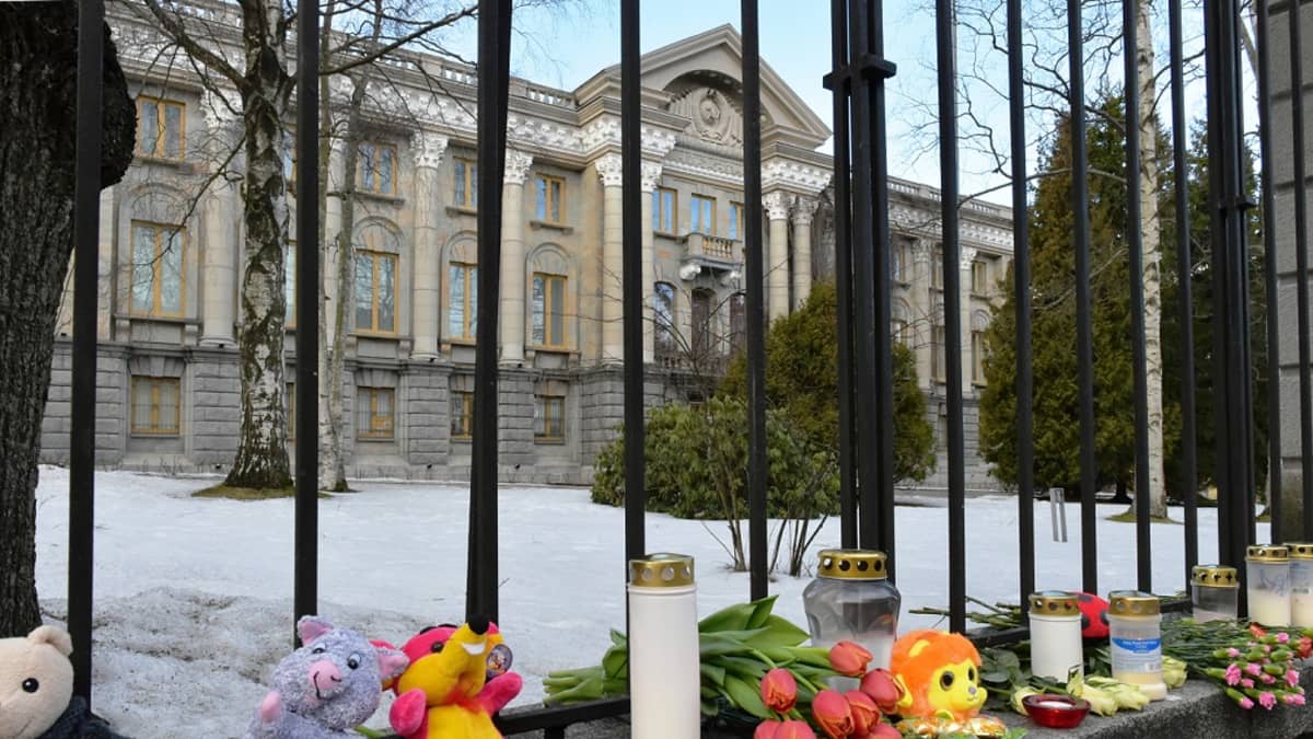 venäjä suurlähetystö kemerovo kukat