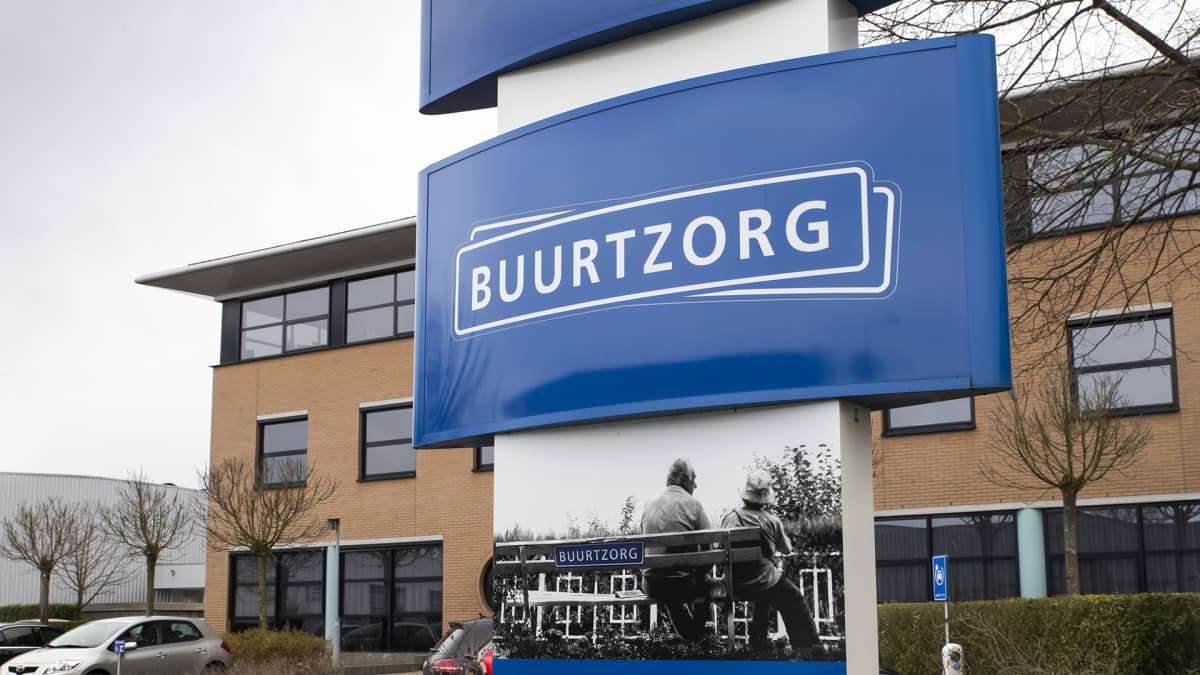 Buurtzorg-yhtiön pääkonttori Almelon kaupungissa Hollannissa.