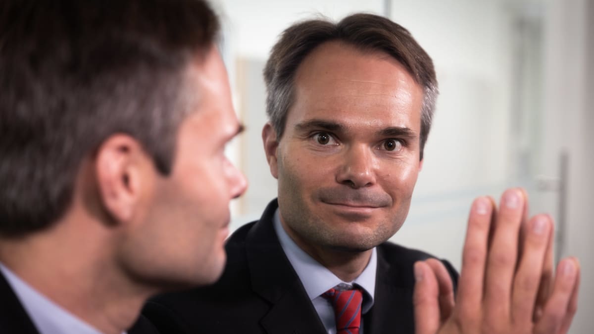 Sisäministeri Kai Mykkänen