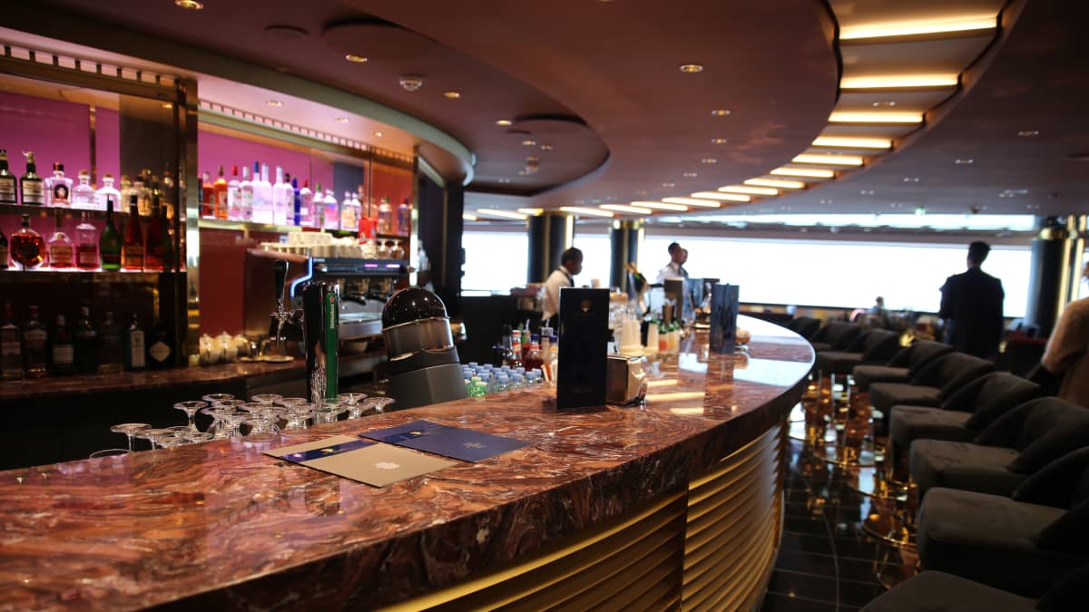 MSC Meraviglian baari.