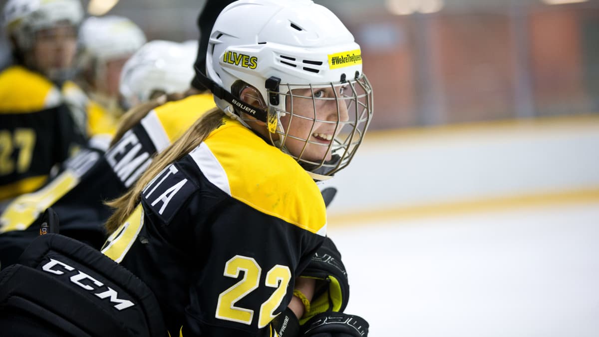 Elli Suoranta, Ilves, naiskiekko