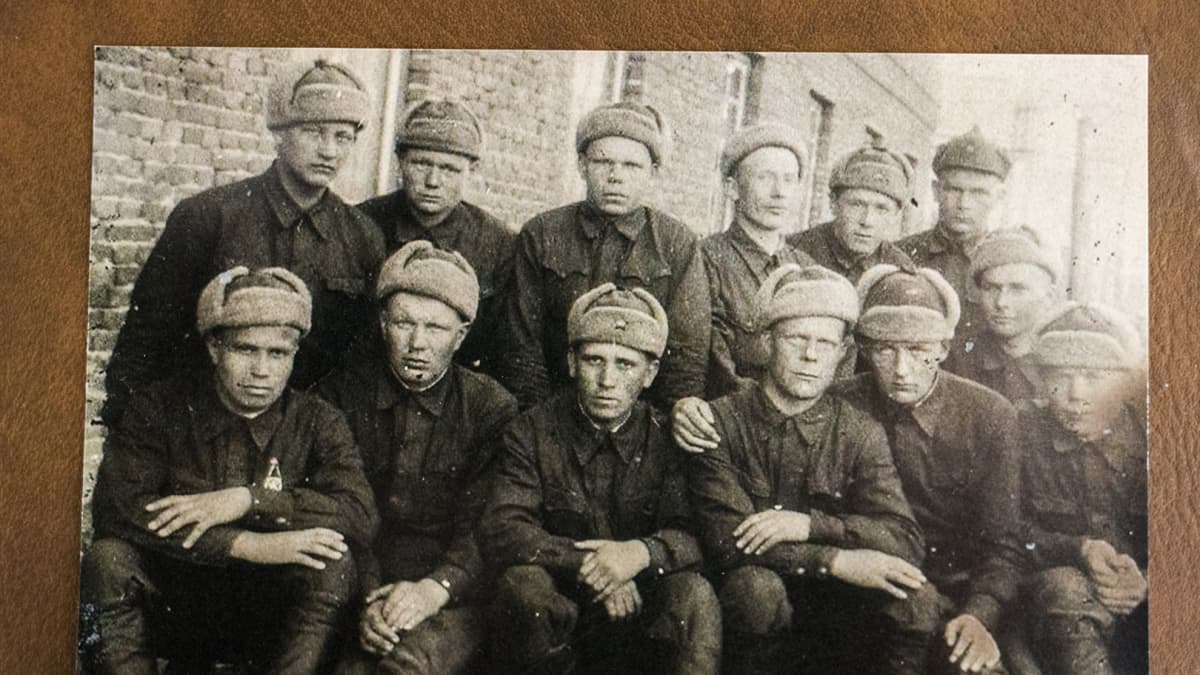 Kuusisen kansanarmeija sotilaita