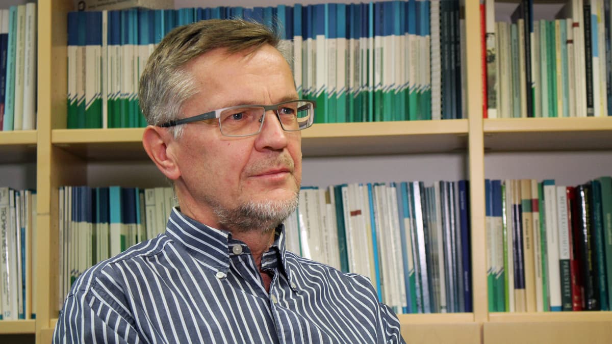 Professori Timo Pukkala.