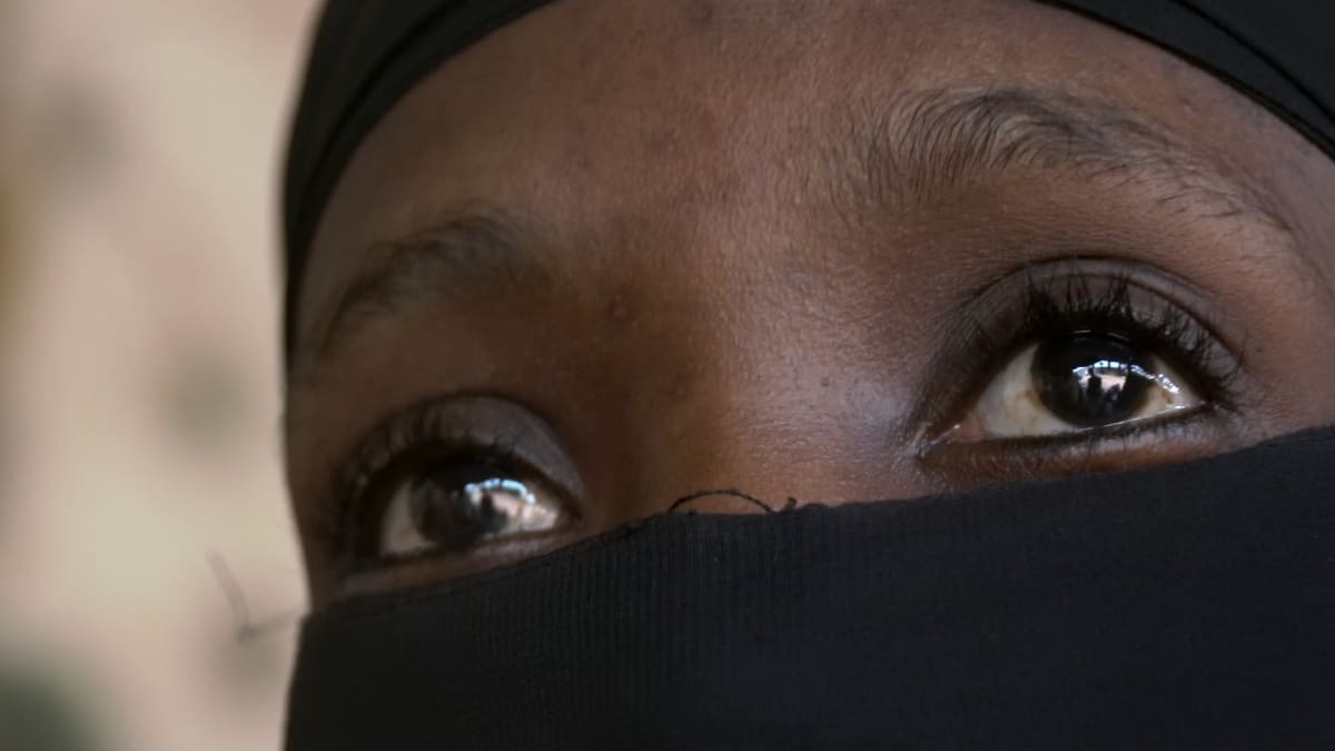 Oikeustieteiden opiskelija Hanifa Ali ajautui pahaan lääkeaddiktioon kun lähiomainen kuoli.
