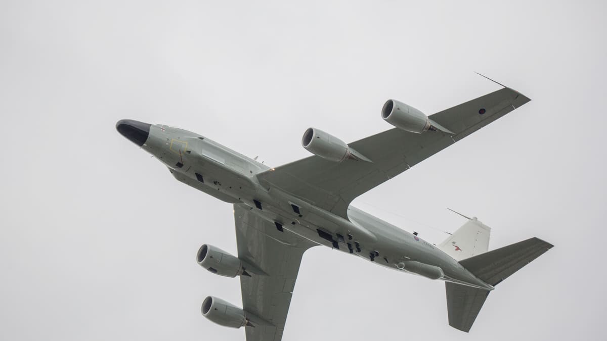 Tiedustelukone RC-135.