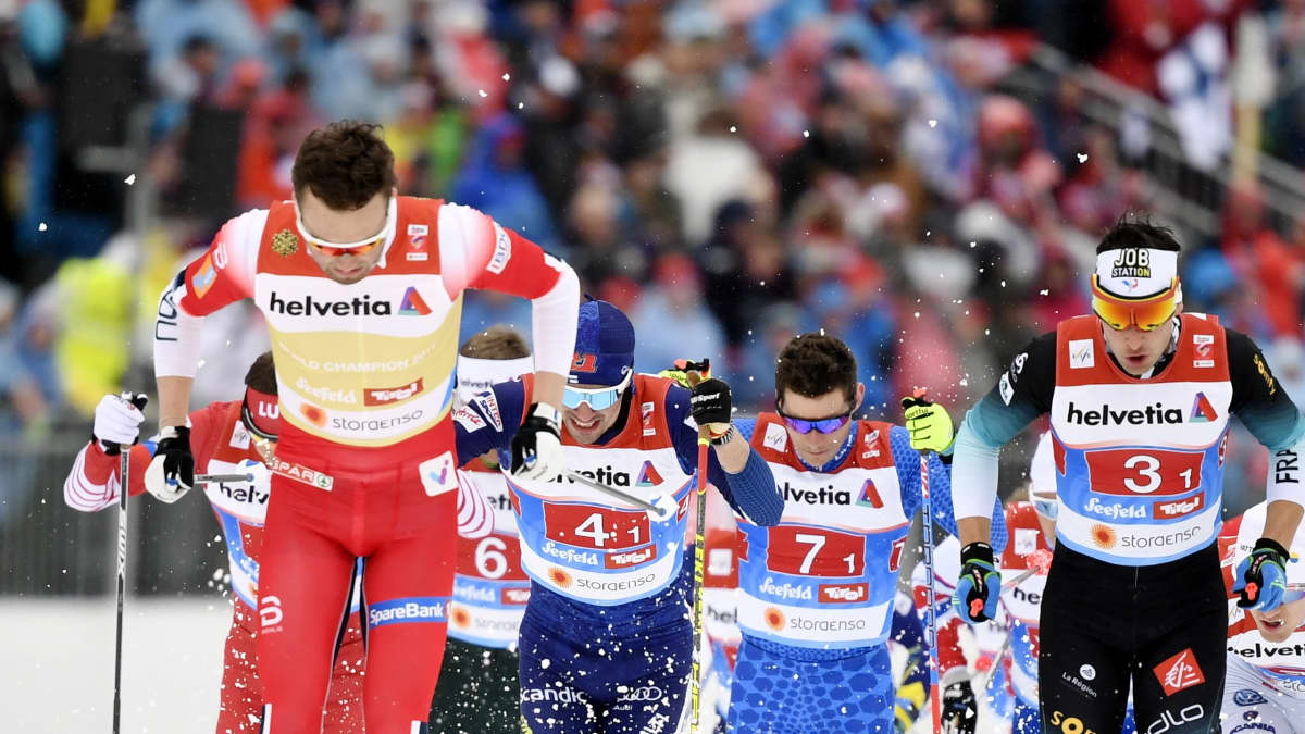 Ristomatti Hakola ja kumppanit avausosuudella