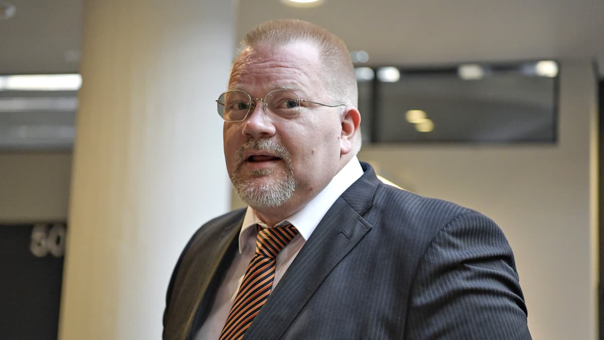 Johan Bäckman Helsingin käräjäoikeudessa 13. kesäkuuta 2018.