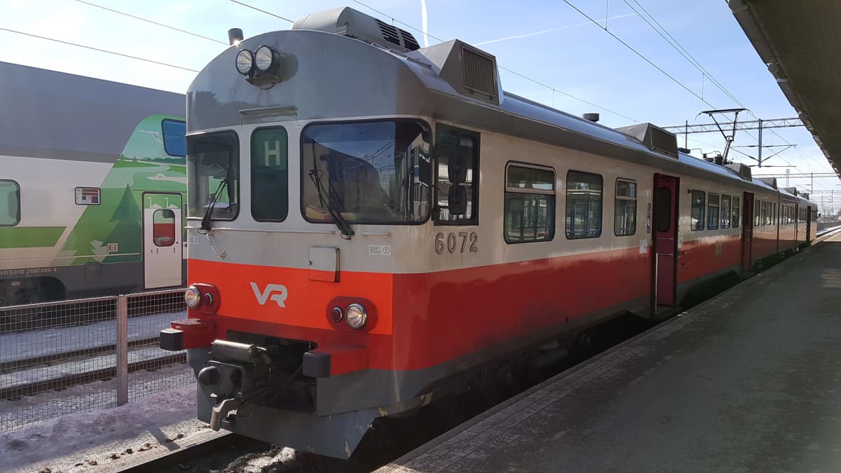 Lähijuna Kouvolan rautatieasemalla