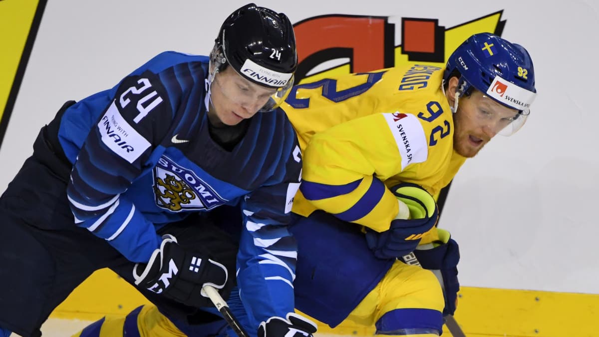 Kaapo Kakko Gabriel Landeskog