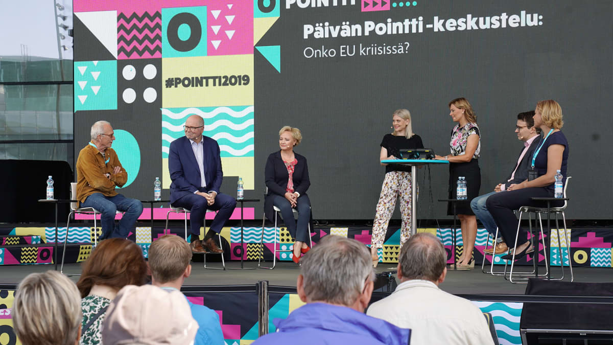 Europarlamentaarikot vastasivat Pointti-tapahtuman keskustelussa miten Suomen pitäisi reagoida Unkarin kritiikkiin.