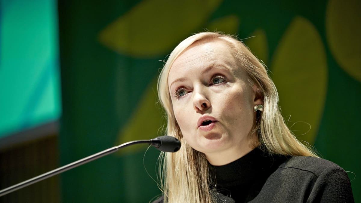Vihreiden puheenjohtaja Maria Ohisalo puhui vihreiden eurooppalaisen kattopuolueen Euroopan vihreiden (European Green Party, EGP) valtuuskunnan kokouksessa Tampereella 8. marraskuuta 2019.