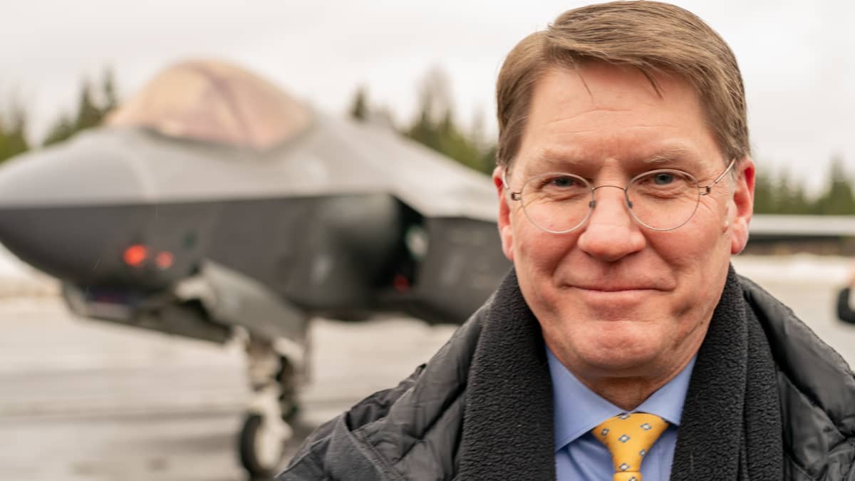 Stephen Sheehy, Lockheed Martin Aeronautics, liiketoimintayksikön ylläpitostrategian kehittämisestä vastaava johtaja.