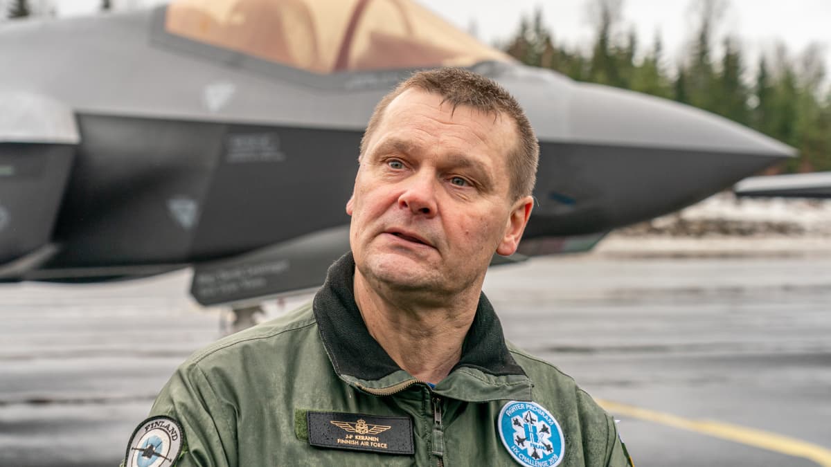 HX-hankkeen johtaja, eversti Juha-Pekka Keränen.