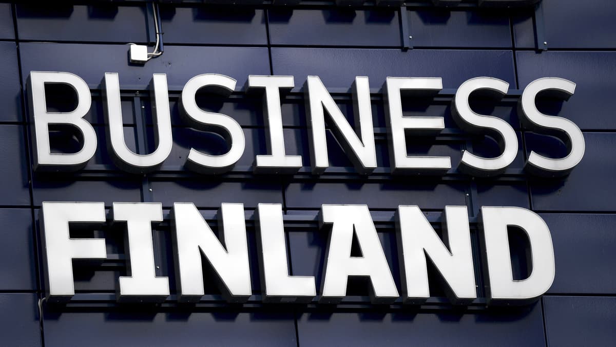  Business Finlandin logo Helsingissä