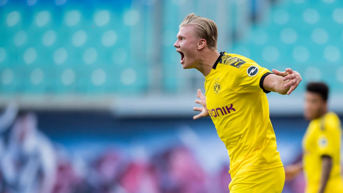 Erling Haaland, Borussia Dortmund juhlii maalia