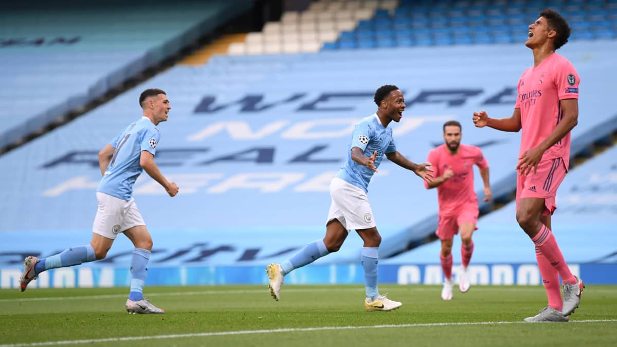 Cityn Raheem Sterling juhlii, Realin antisankari Raphael Varane ei 