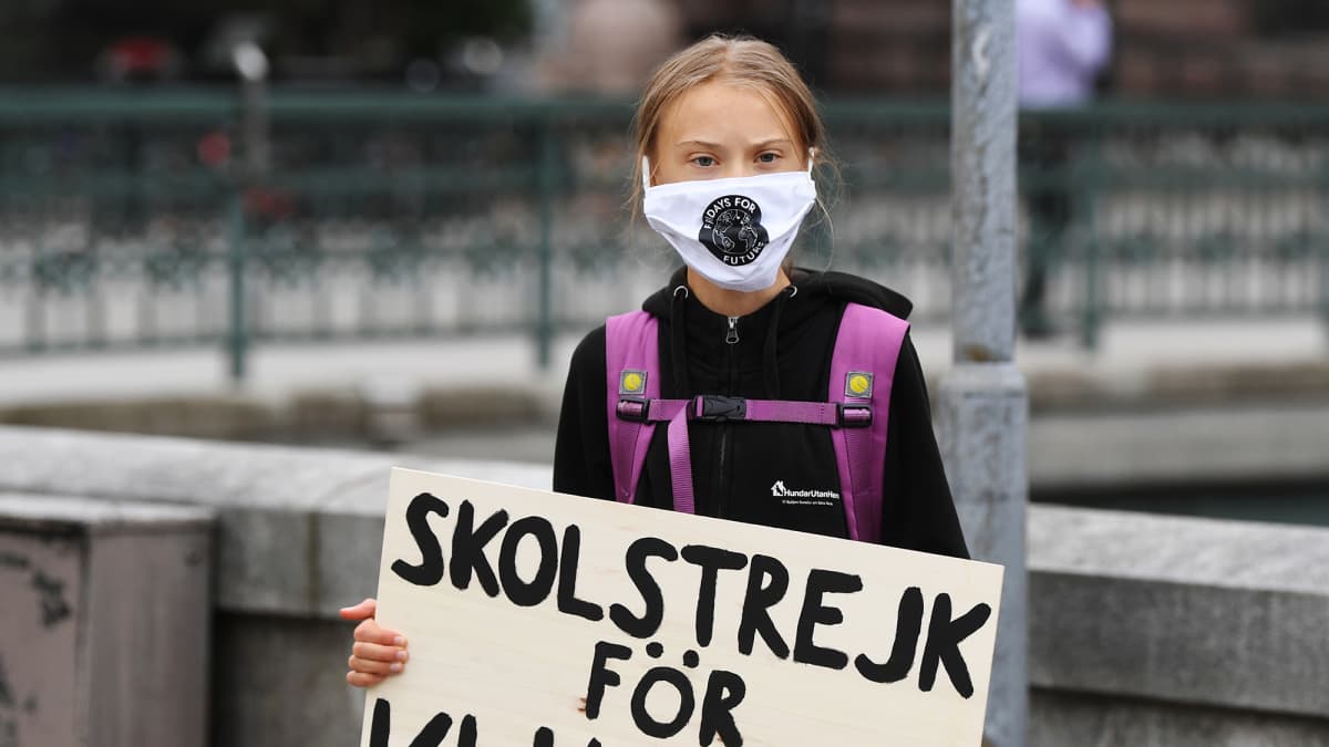 Kuvassa on Greta Thunberg.