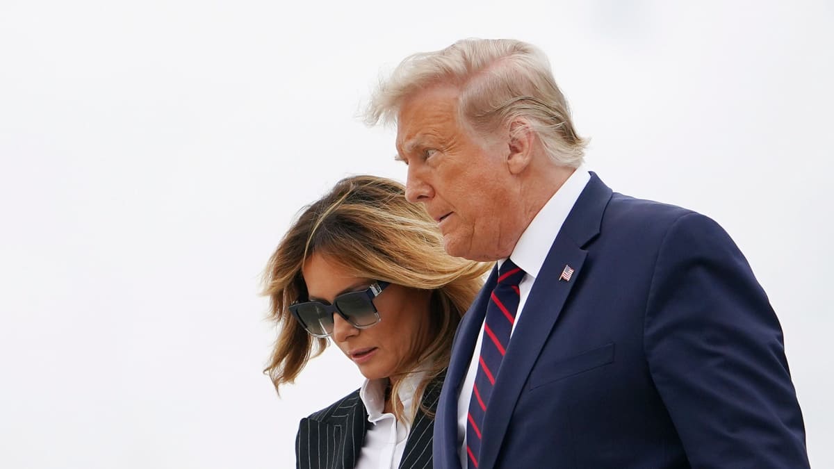 Kuvassa ovat Melania ja Donald Trump syyskuussa.