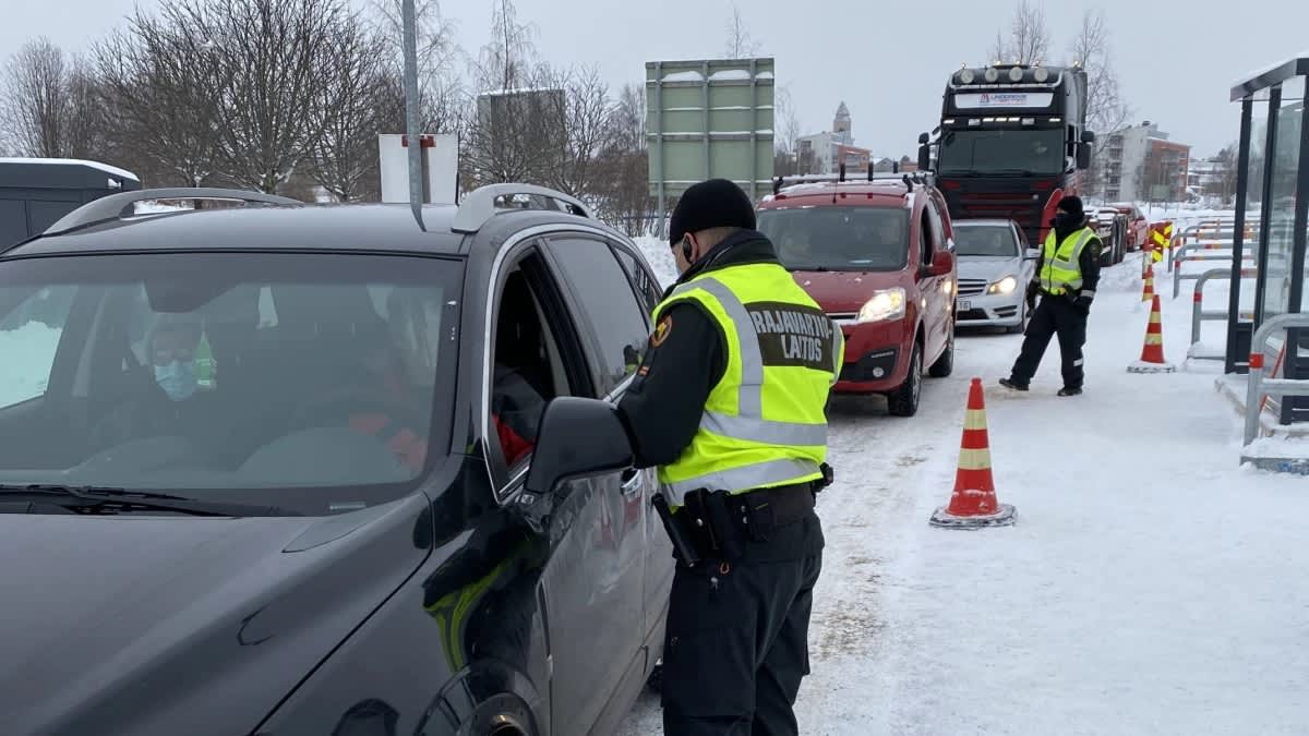 Border crossing at Tornio, January 2021