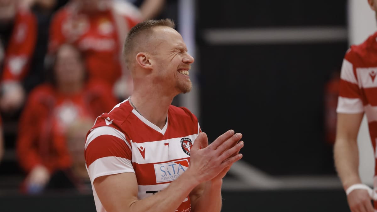 VaLePan Mikko Esko lentopallon miesten Suomen Cupin loppuottelussa
