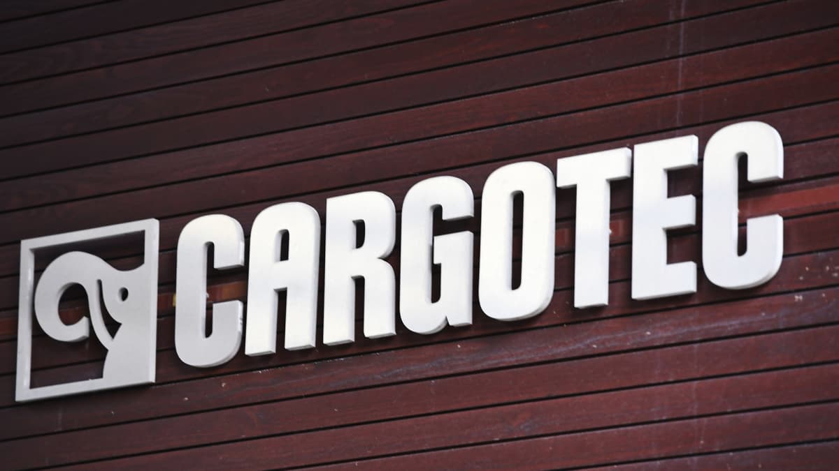 Cargotechin logo pääkonttorilla Helsingissä.