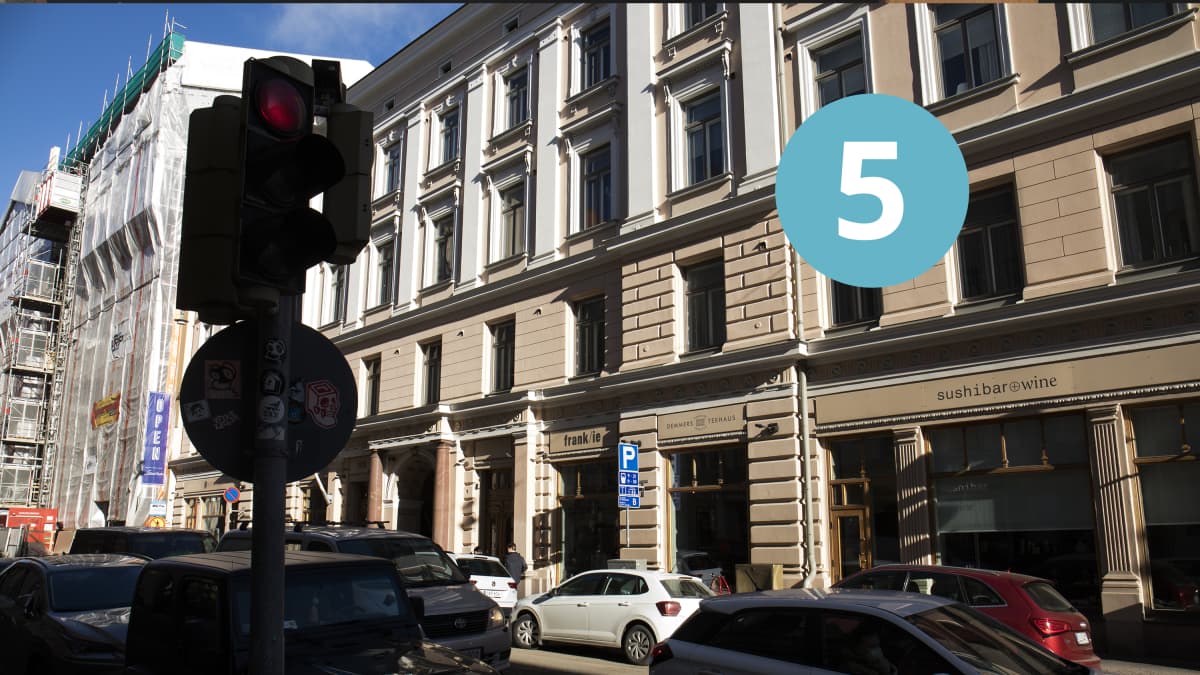 Annankatu 13 ja 15.