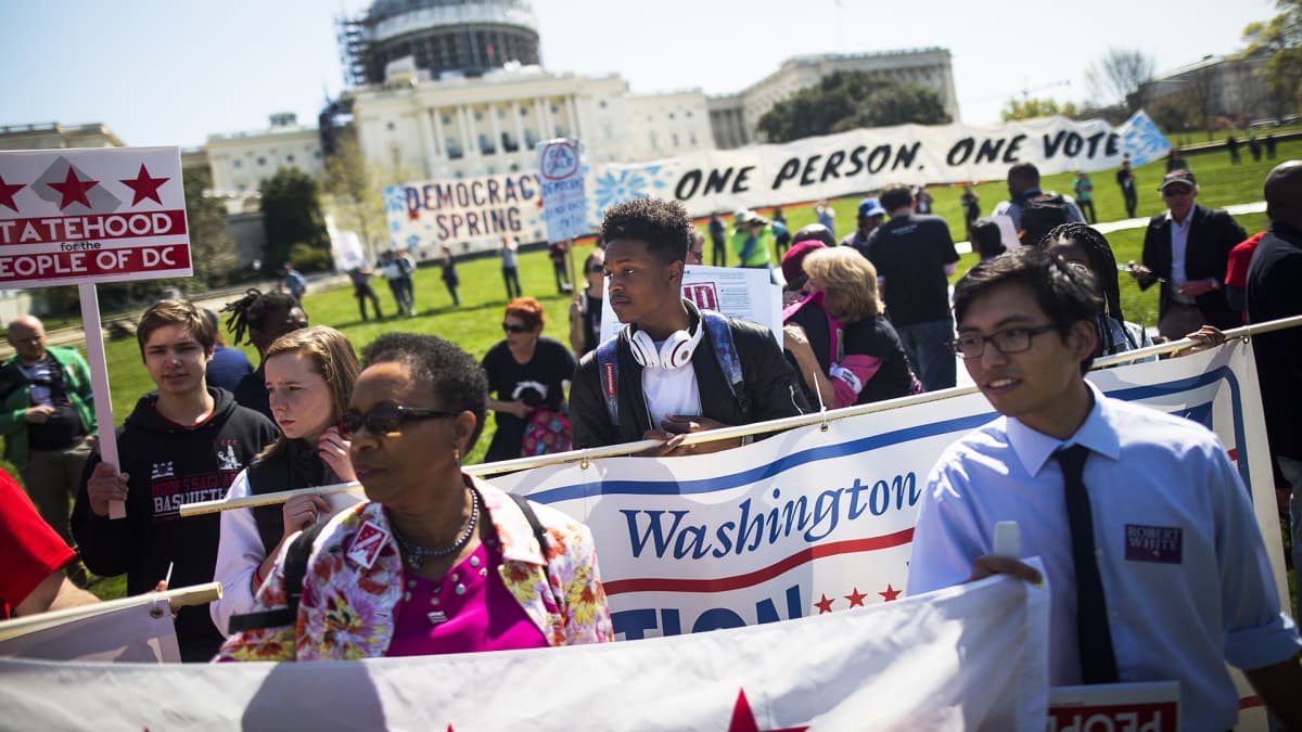 DC statehood -mielenosoitus Capitolin edustalla Washingtonissa.