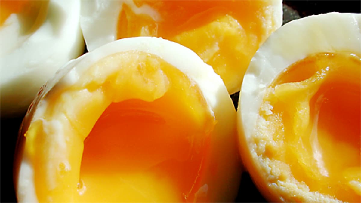 Finelin mukaan yhdessä keskikokoisessa keitetyssä kananmunassa on 6,9 grammaa proteiinia.