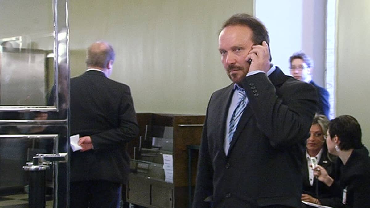 Perussuomalaisten kansanedustaja Teuvo Hakkarainen.