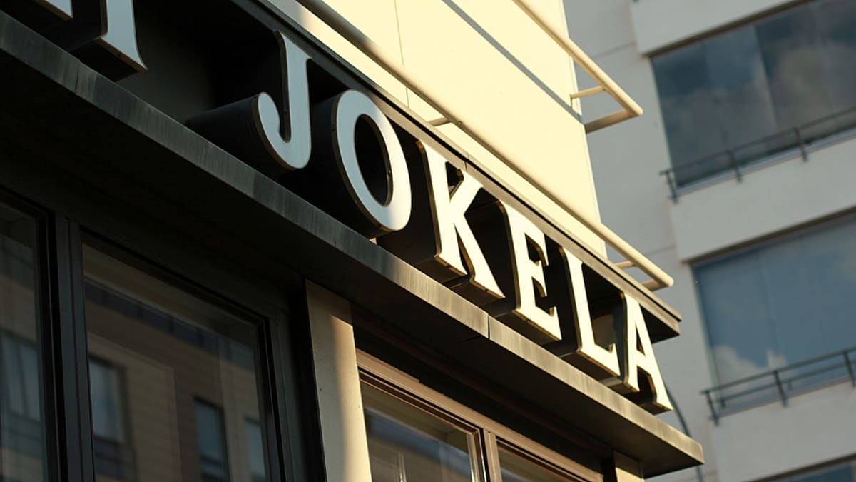 Wanha Jokelan kyltti.