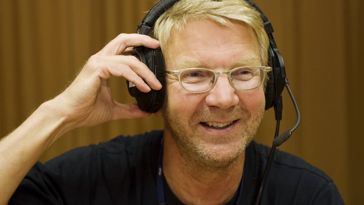 Pirkka-Pekka Petelius laittaa studioluurit päähänsä 29.9.