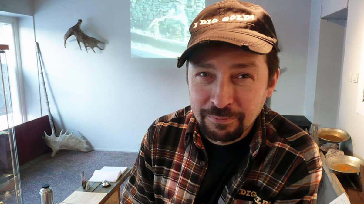 Kullankaivaja Jukka Kela
