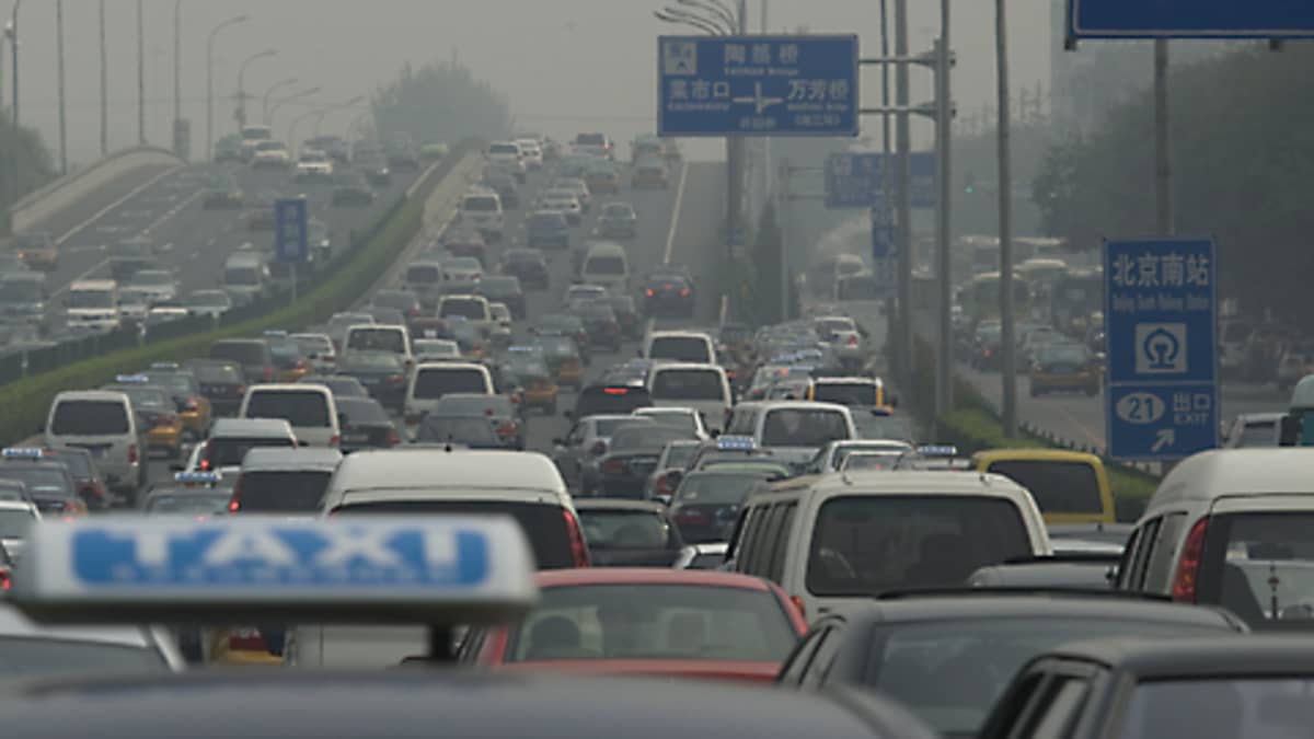 Liikenneruuhka Pekingin kehätiellä