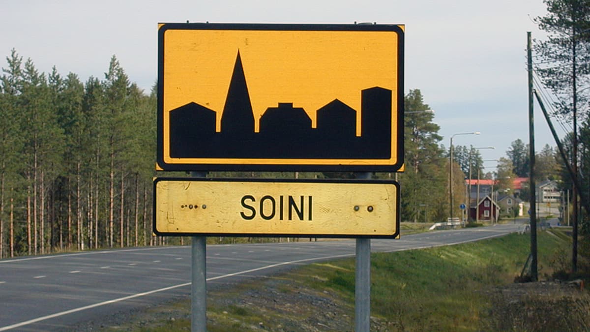 Taajamamerkki Soinissa.