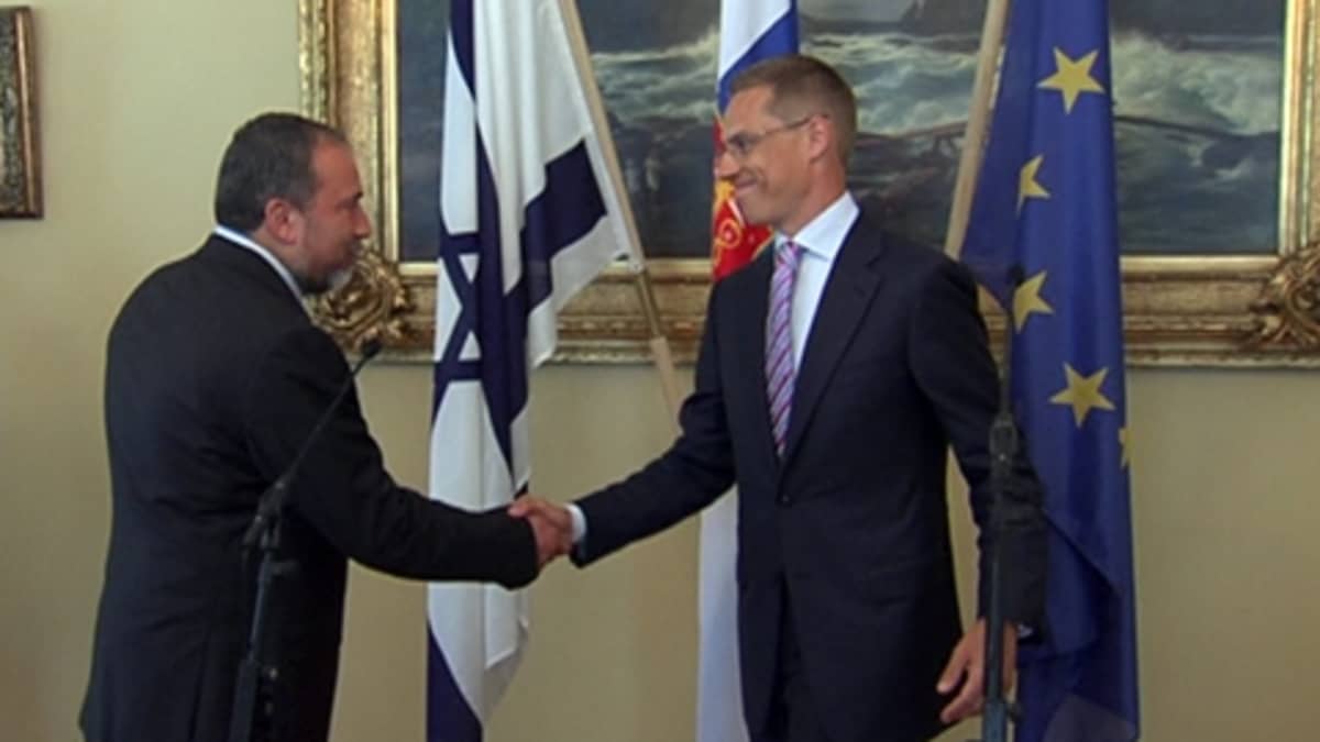Israelin ulkoministeri Avigdor Lieberman ja Suomen ulkoministeri Alexander Stubb.