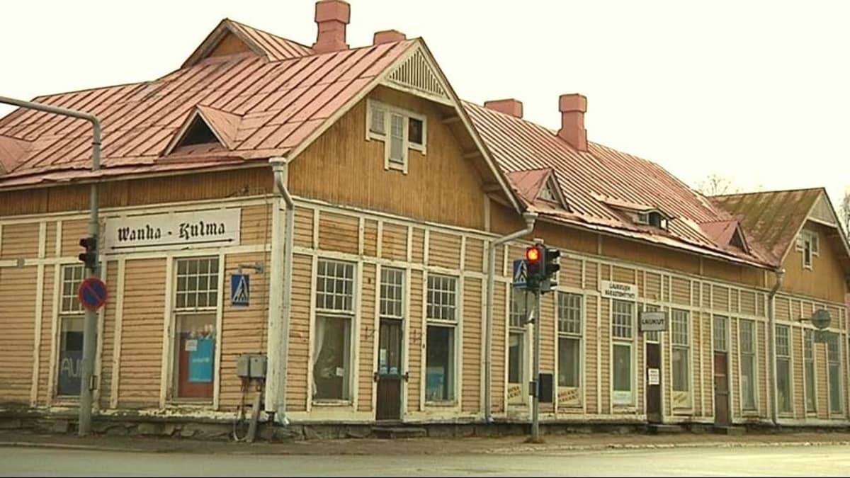 Joensuu Torikadulla sijaitseva puutalo