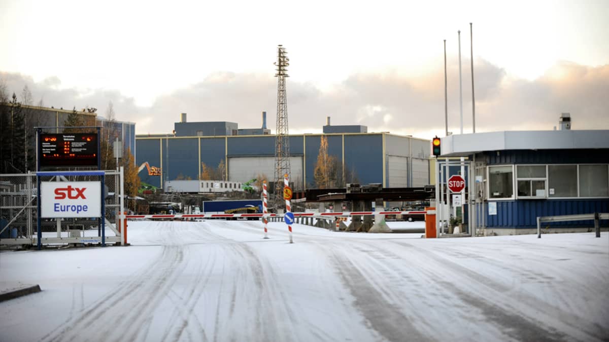 STX Finlandin telakka Turussa.