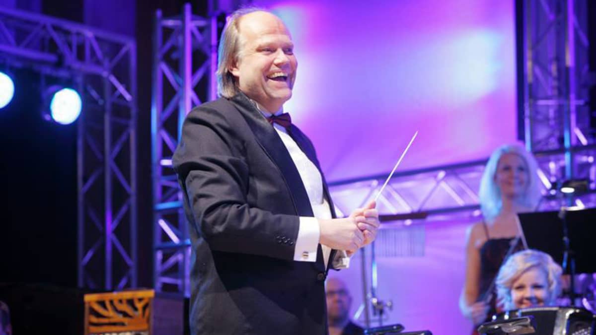 Kuvassa Raimo Vertainen