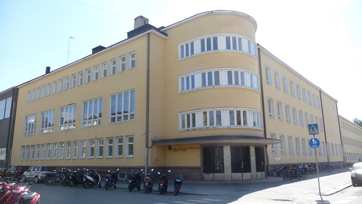 Porin Suomalaisen Yhteislyseon koulu