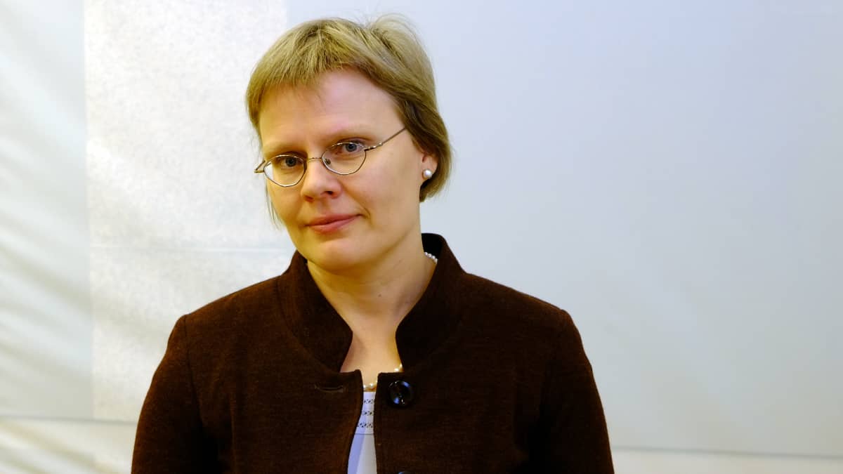 Saamelaisasioiden vastuuvirkamies Camilla Busck-Nielsen / Sámeáššiin vástideaddji virgeolmmoš Camilla Busck-Nielsen