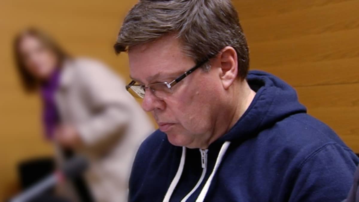 Helsingin huumepoliisin päällikkö Jari Aarnio oikeuden istunnossa 15. marraskuuta.