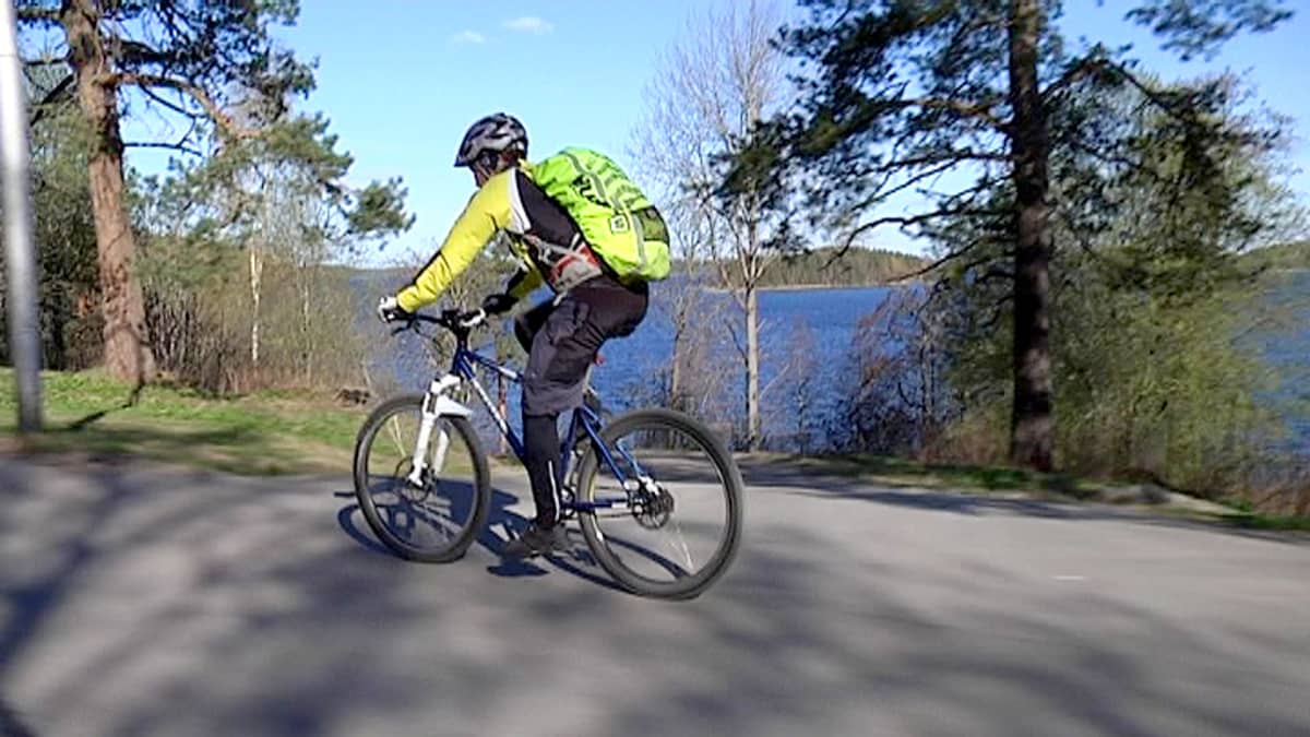 Pyöräilijä