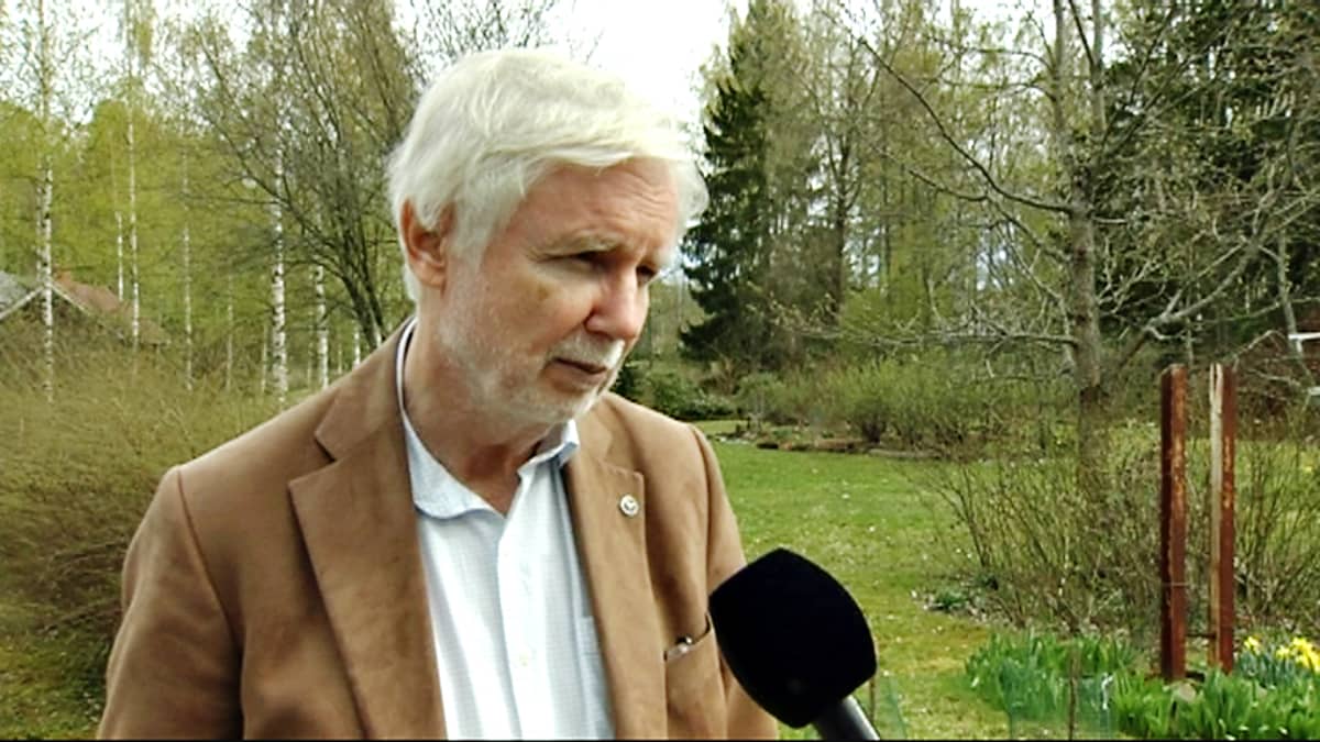 Erkki Tuomioja.