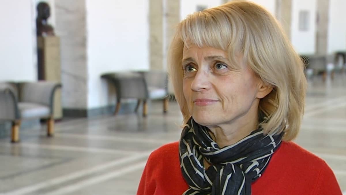 Sisäministeri Päivi Räsänen.