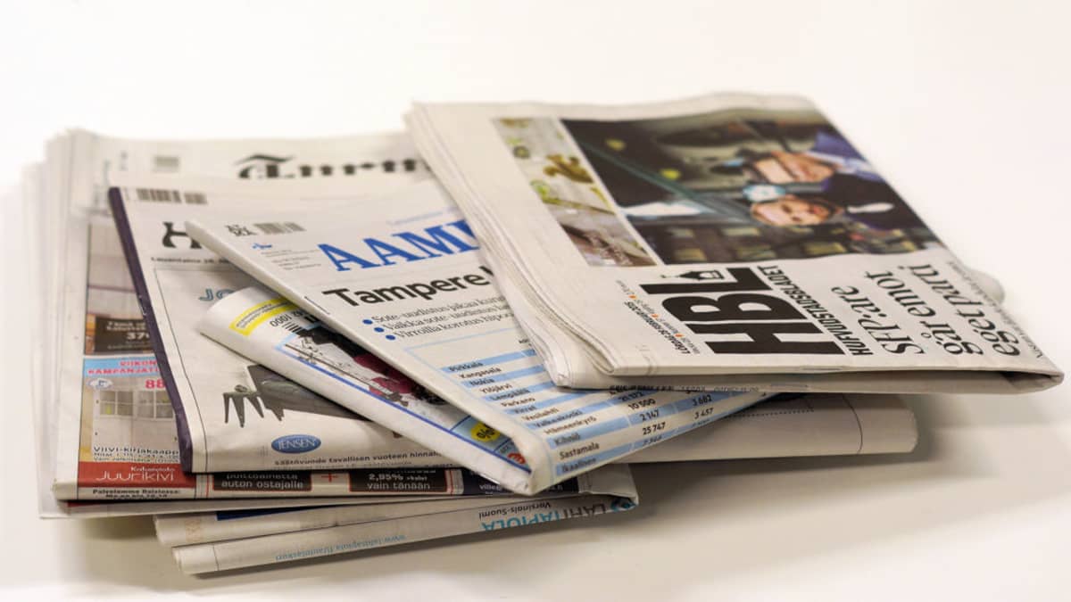 Daily newspapers.